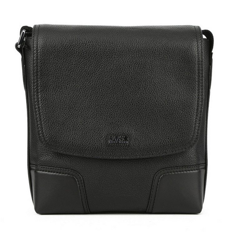 hugo boss/雨果波士 男士黑色时尚皮质斜挎包 hbb50261703