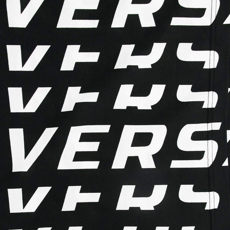 versace/范思哲 男士大面积logo印花短袖黑色t恤 a79334a228478a71r