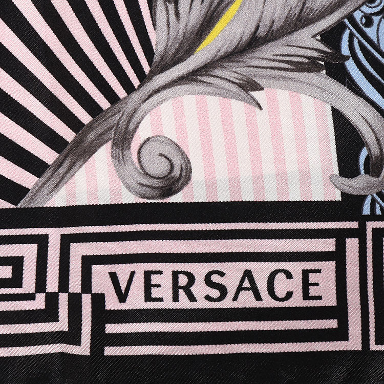 versace/范思哲印花中性款丝巾【官方授权】