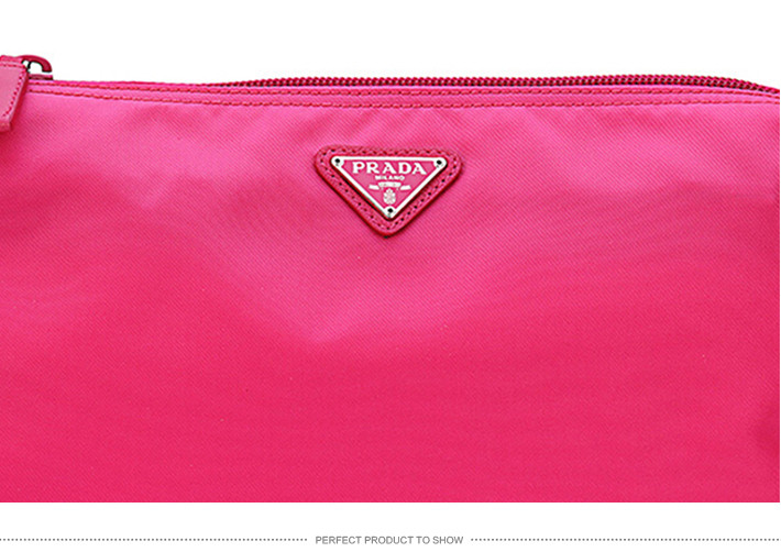 prada/普拉达 女士尼龙化妆包(樱红色)