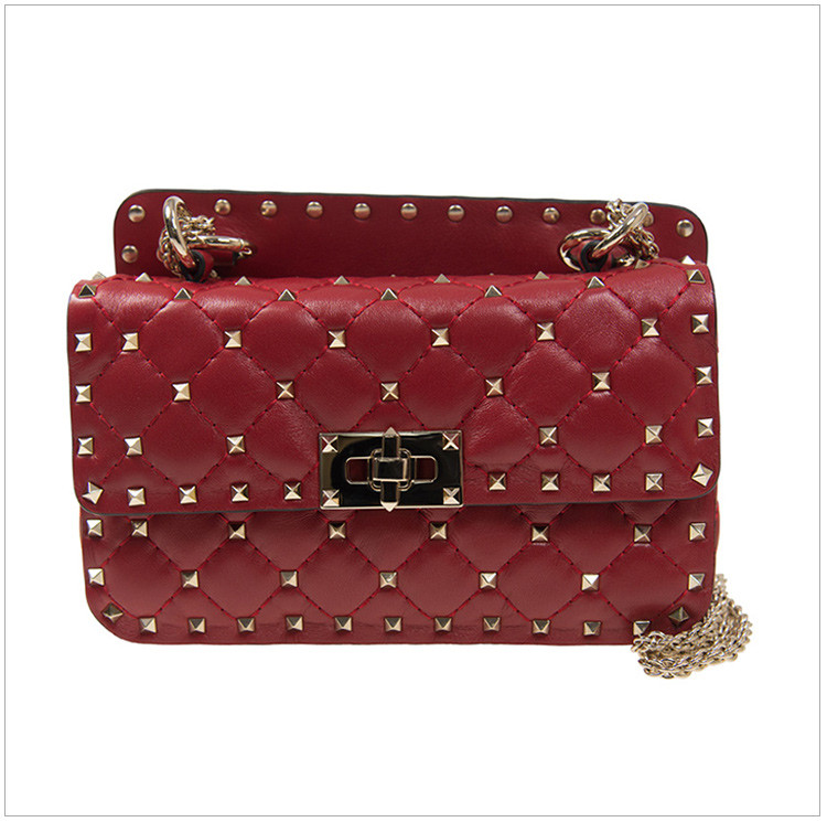 valentino 华伦天奴 rockstud系列 女士红色小牛皮铂金铆钉菱格纹链条