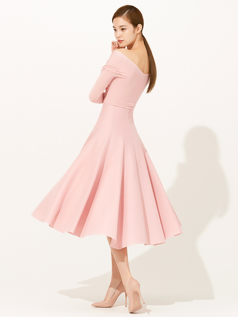 avouavou 粉色丝绸喇叭裙