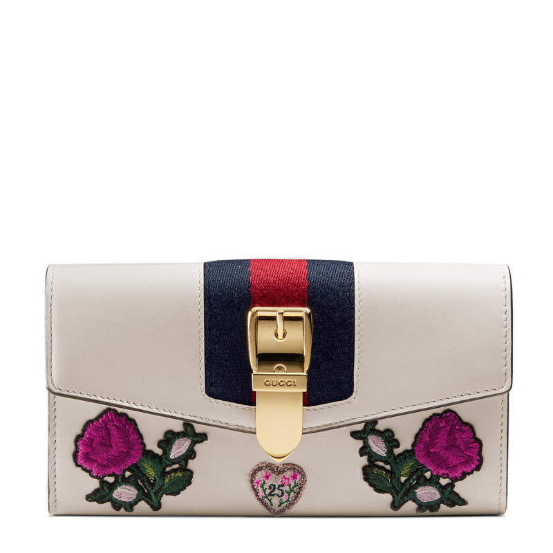 【包邮包税】gucci/古驰 sylvie女士白色牛皮刺绣金属扣长款按扣钱包