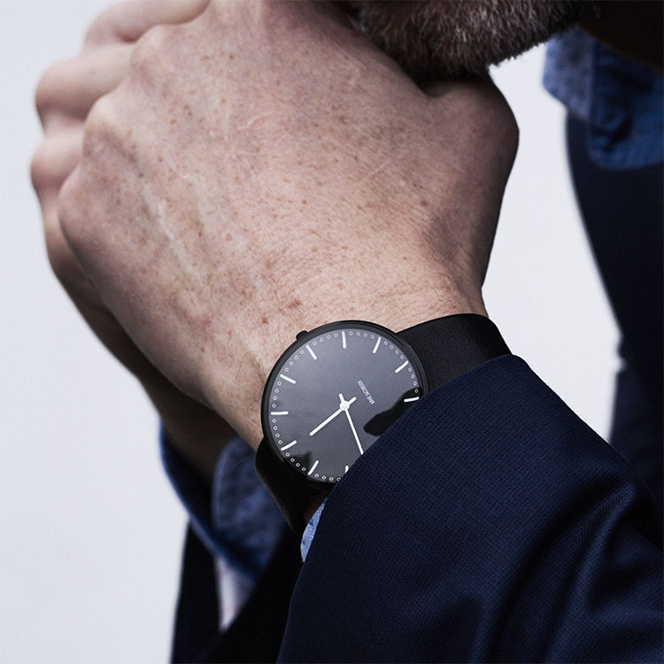 arne jacobsen city hall系列 40mm 銀色錶殼 白色錶盤 銀色織網型