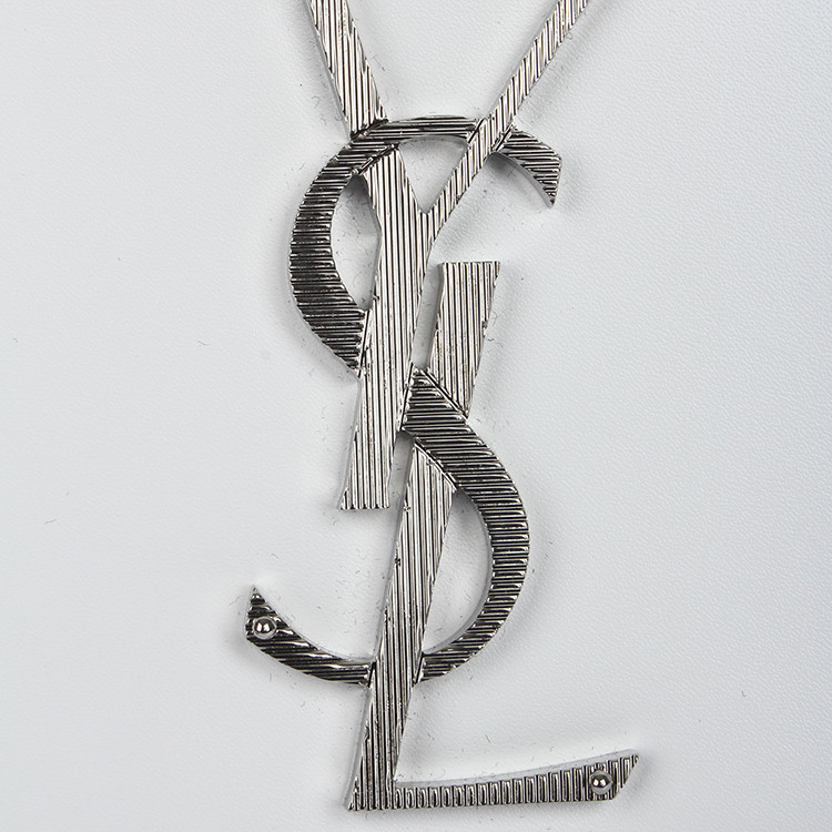 yves saint laurent/圣罗兰 白色牛皮金属字母logo横款方包链条包单肩