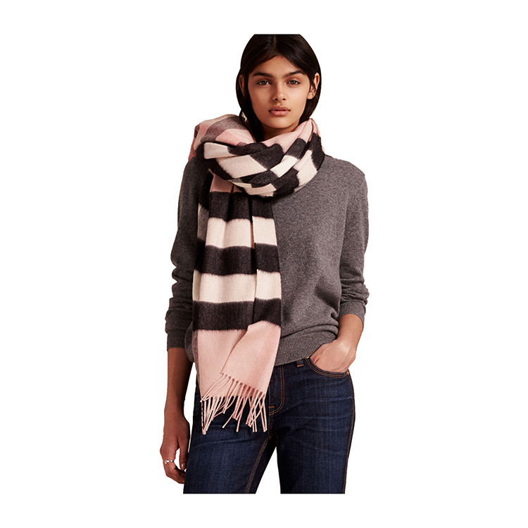 burberry/博柏利 女士羊绒混纺格纹烟熏玫瑰色披肩 4020597