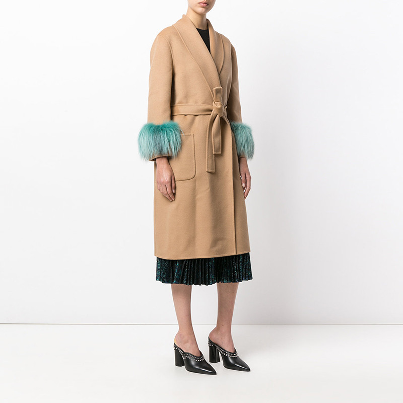 可用券】【包税】prada/普拉达 新款绿色狐狸毛袖羊绒卡其色女士大衣