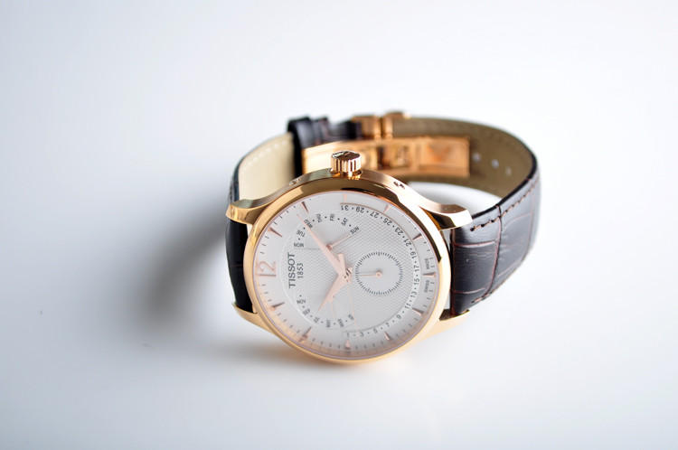tissot/天梭俊雅系列万年历石英男士手表【t063.637.36.037.