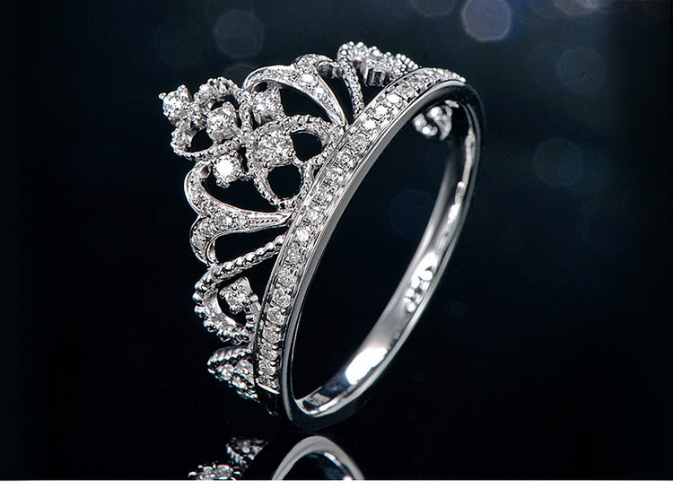 suemomo/苏茉茉 18k金钻石戒指 小皇冠(附鉴定证书) 银色