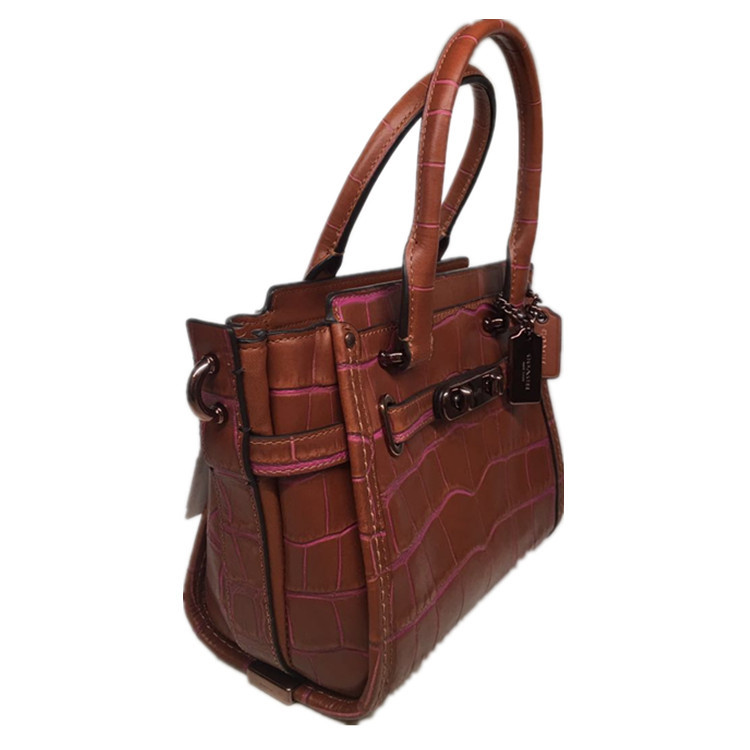 coach/蔻驰 女士swagger棕色鳄鱼纹牛皮单肩包37698