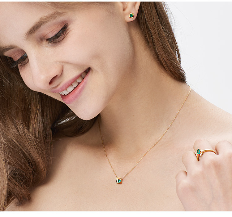 daisy fellowes/黛西法罗 女士18k金祖母绿配钻石时尚套链 彩宝项链