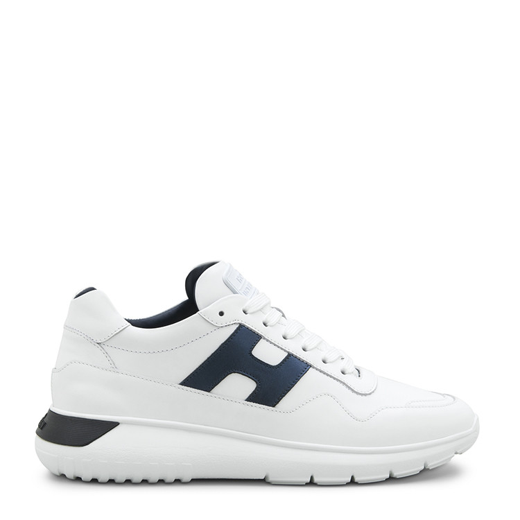 侧边金属色h字母商标 橡胶鞋底 含维护及保养说明 含品牌防尘袋