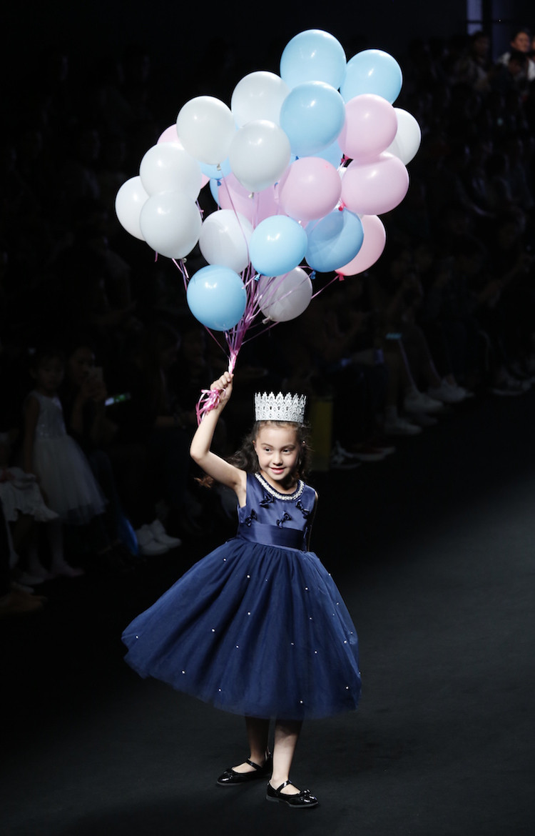 hanakimi 英国女童蝴蝶结珍珠纱裙儿童公主裙晚会主持人演出礼服儿童