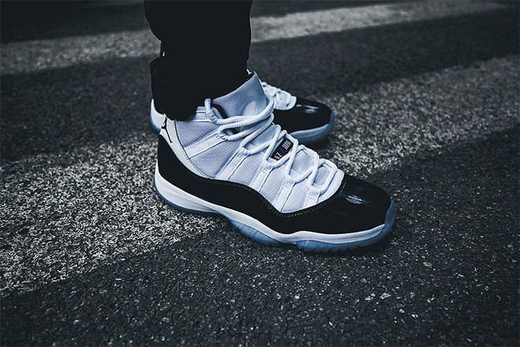 nike 耐克 aj11 情侣款 康扣 45号后跟 黑白 nike air jordan11