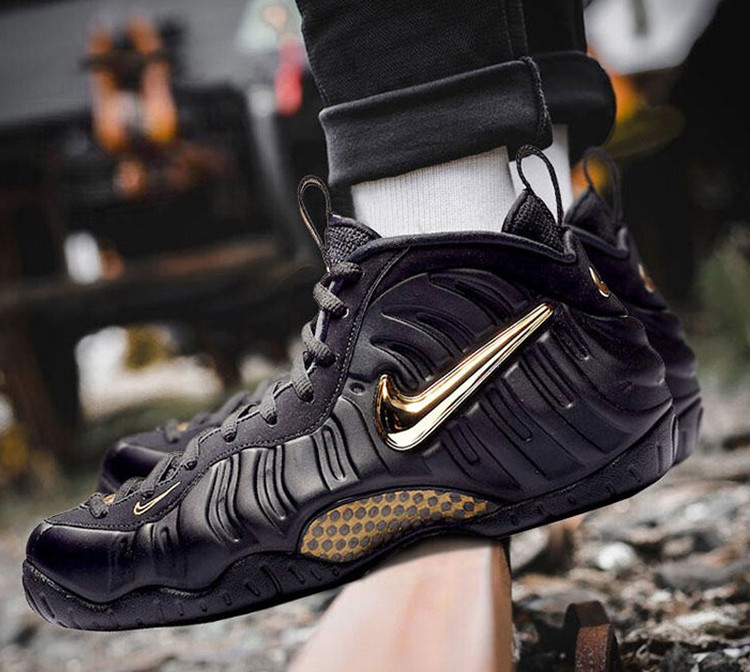 nike/耐克 air foamposite pro 黑金泡 液态金钩喷泡 篮球鞋 624041