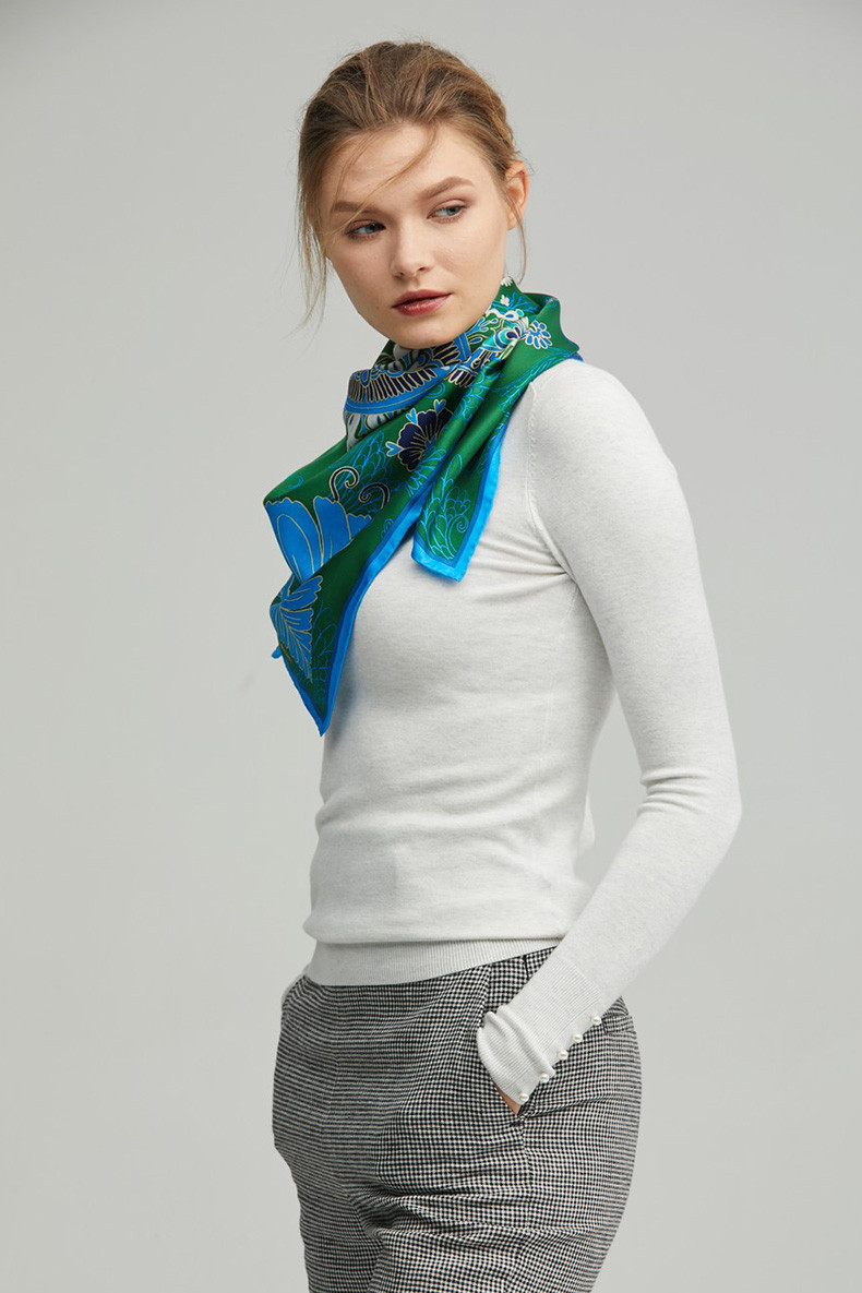 marja kurki/玛丽亚古琦 春夏款 女士丝巾 宫廷风 佩斯利花纹 大方巾