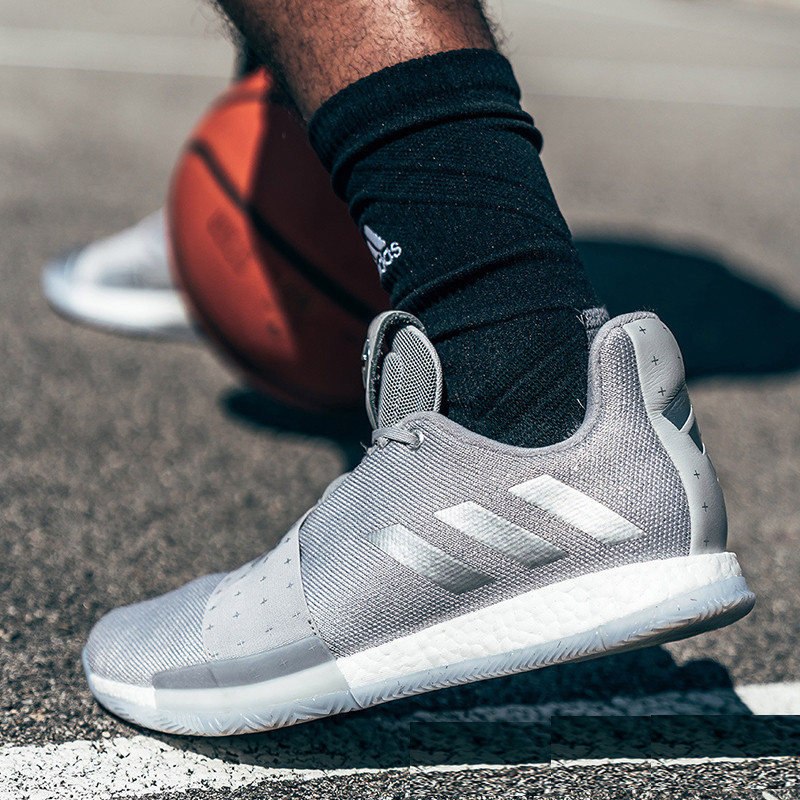 3 哈登3代低帮篮球鞋g54770