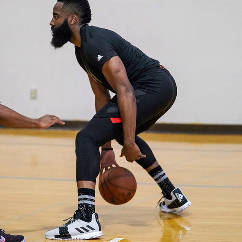 3 哈登3代boost黑白男子实战篮球鞋 g54765