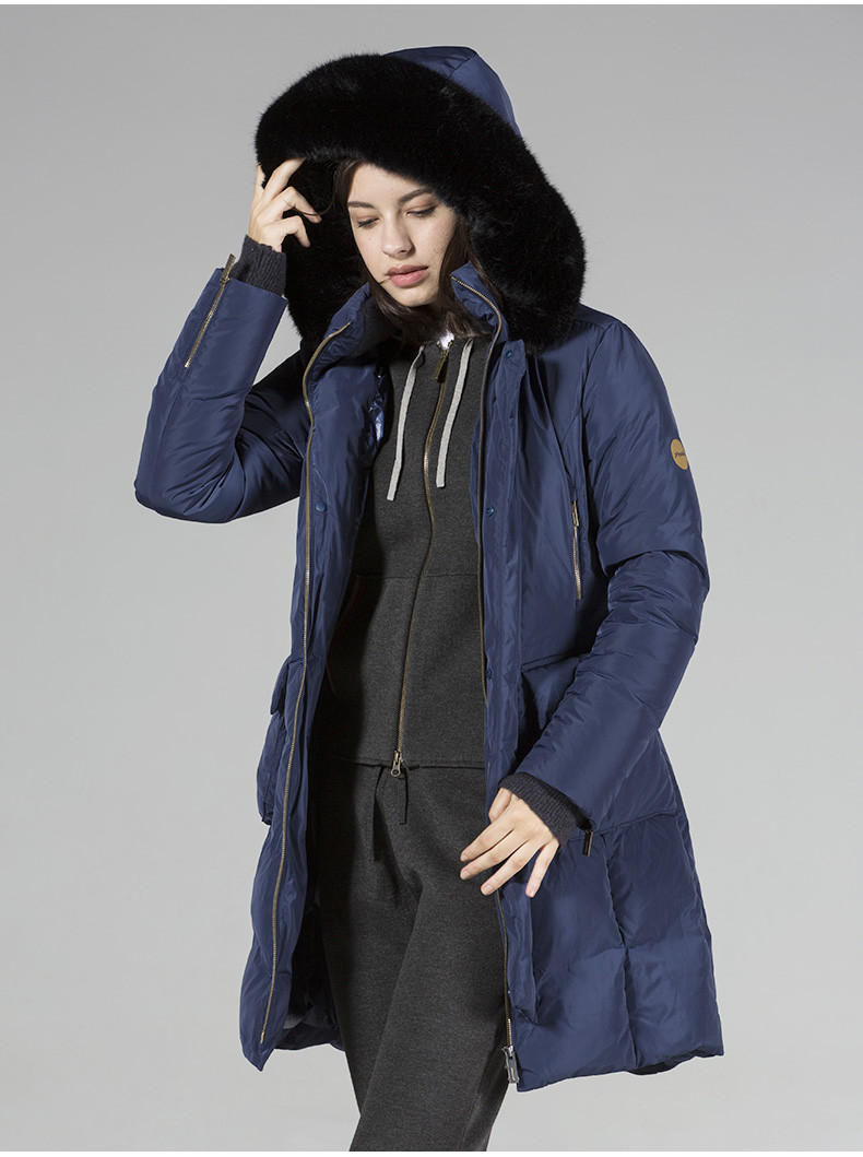 phenix菲尼克斯2018秋冬新款时尚保暖羽绒服女外套 芙丽嘉(frigg)