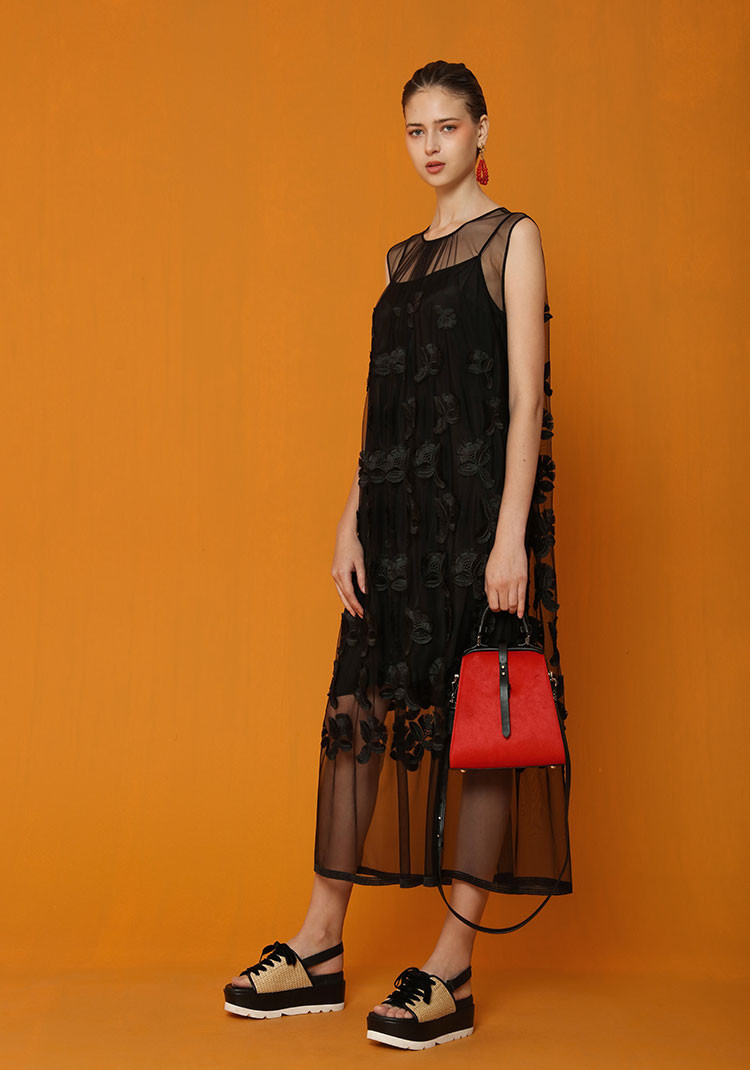 【19夏新品】zhuchongyun/朱崇恽绣花无袖薄款女士连衣裙