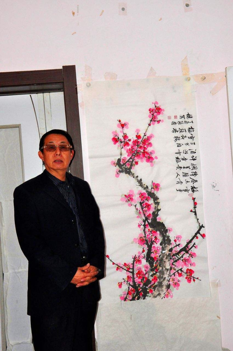 张国稳《梅雪争春来》, 清华美院特聘画家/137x68cm/传统水墨