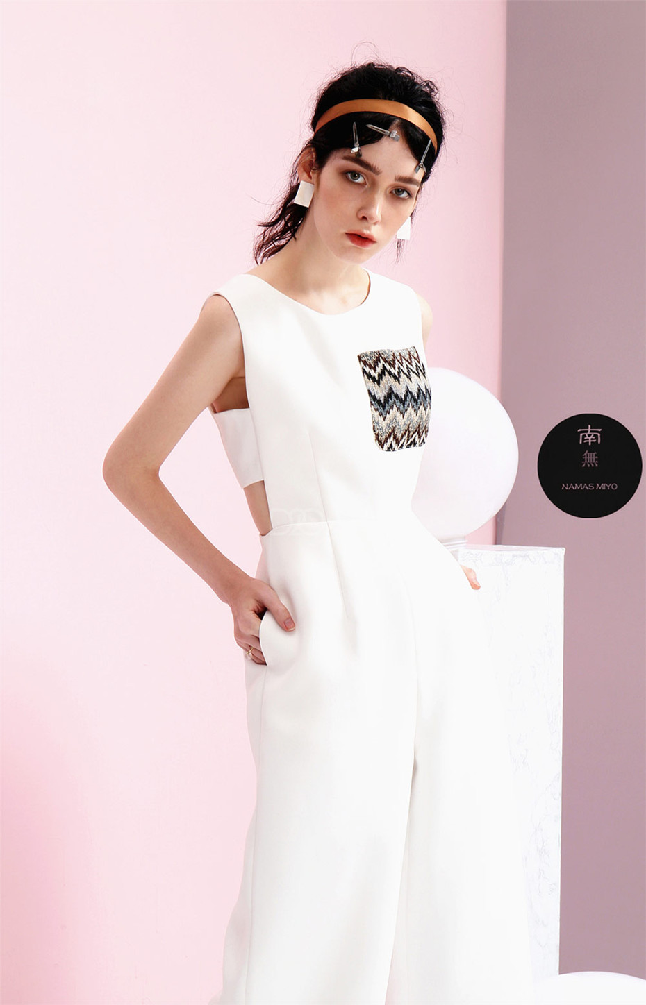 namas miyo/namas miyo女士连体裤 白色波纹贴袋白色侧露腰简约无袖