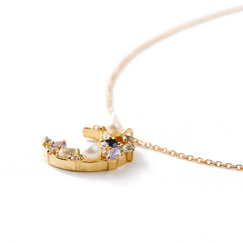 日本首饰 4°c/4度 9k金蓝宝石月亮形项链