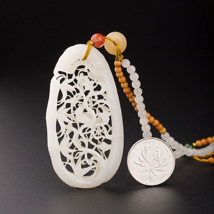 jinzhaoyucui/金昭玉粹 和田玉 镂空雕喜上眉梢 挂件