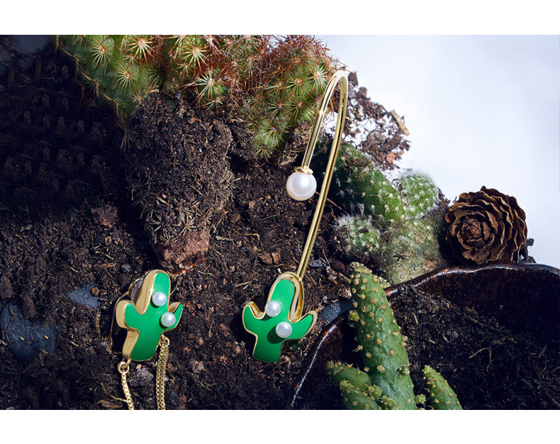 one 仙人掌系列 天然珍珠 镀18k金 enamelled saguaro ear cuff 防排