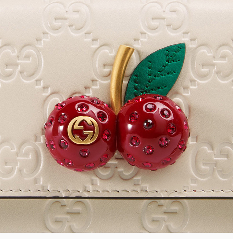 gucci/古驰 20春夏 女士米白色牛皮樱桃图案装饰单肩斜挎链条包