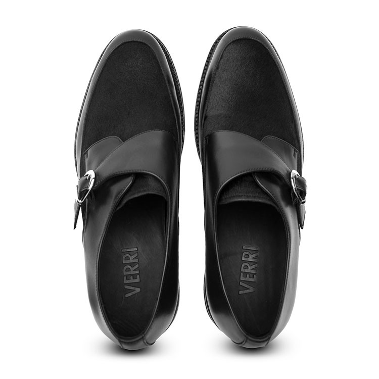 杨烁同款verri/verri鞋面马皮毛铺垫,搭配搭扣设计,时尚感十足,满足