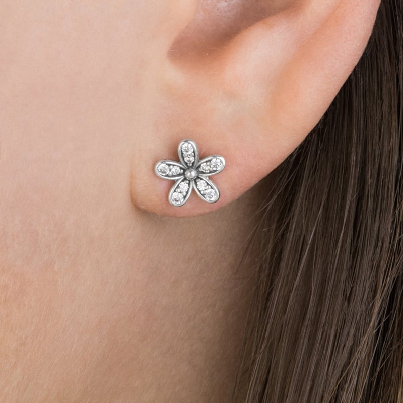 pandora/潘多拉 "闪亮的雏菊"s925银耳钉 290570cz