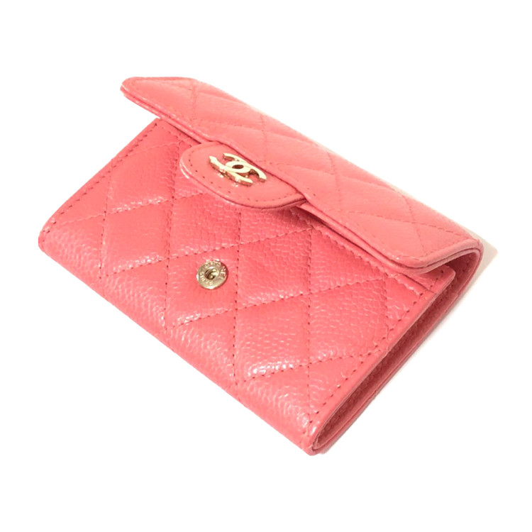 chanel/香奈儿粉色颗粒压花小牛皮与金色金属金扣双c女士卡片夹/零