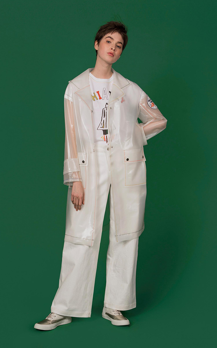 shiatzy chen/夏姿陈 年轻休闲系列白色透明女士大衣雨衣外套