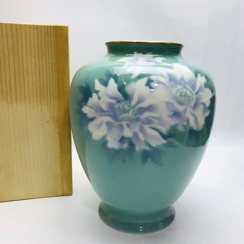 geichie/艺智绘 有田烧彩色瓷绘白牡丹纹大花罐摆件