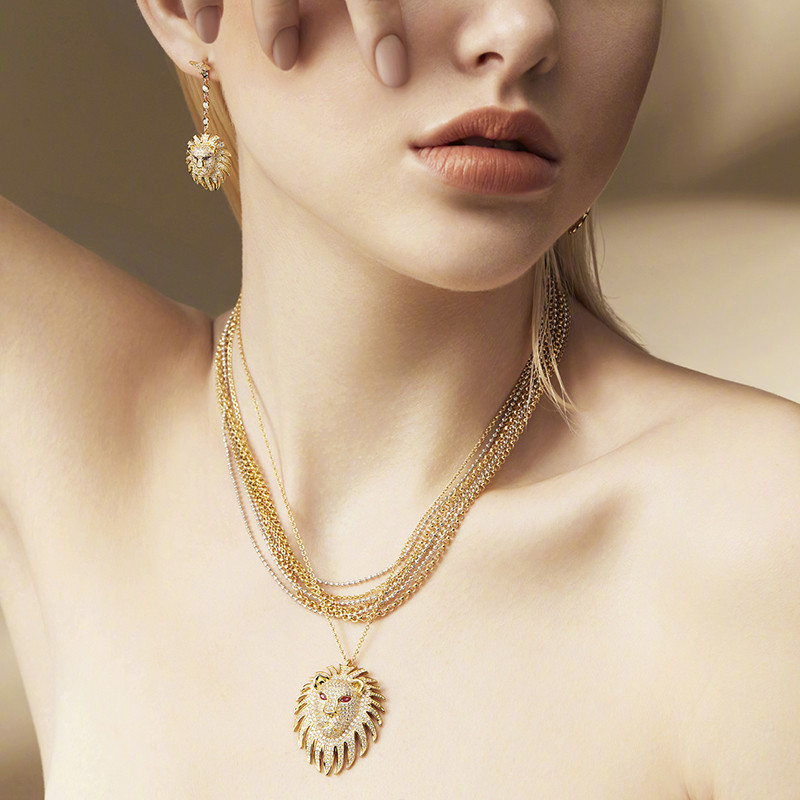 apm monaco/apm monaco 2018年4月新款 金黄色s925银镶红刚玉晶钻狮子