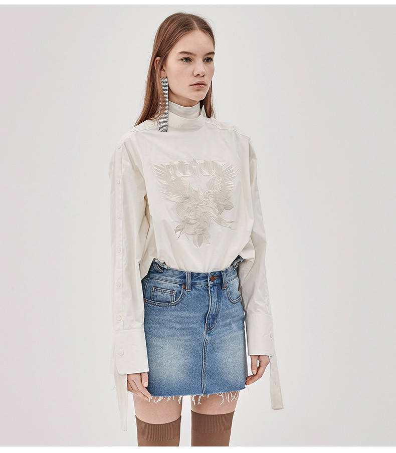 摩安珂女士长袖衬衫moco2018秋季新品图案刺绣绑带套头上衣