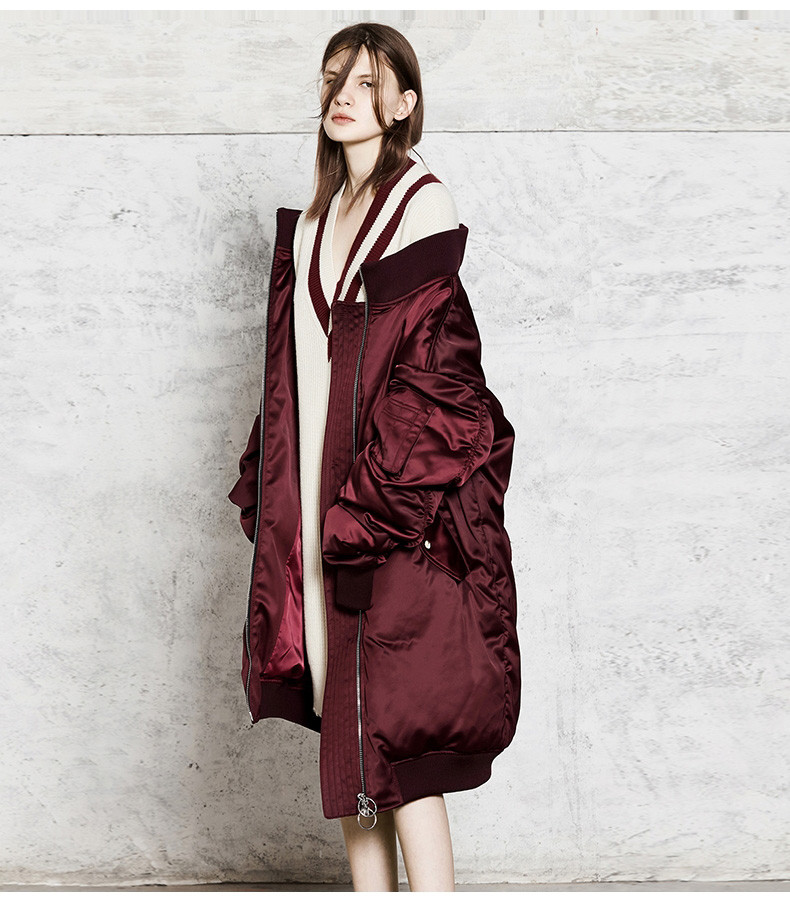 摩安珂女士羽绒服moco2017冬季新品罗纹领金属拉链中长款羽绒服外套