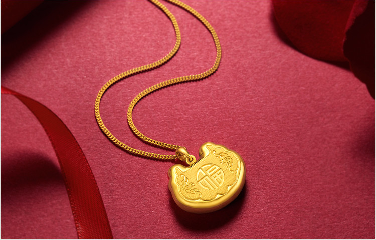 chow tai fook/周大福 预售 福字长命锁金锁足金黄金吊坠 f212771
