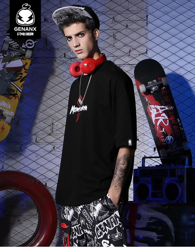 genanx&闪电潮牌 运动 五分袖 潮 街头 英文 卡通 印花 2019夏季 新款