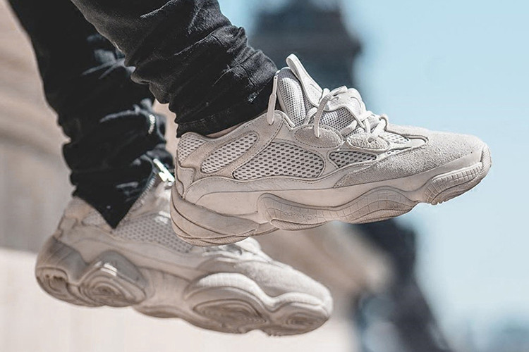 阿迪达斯 adidas yeezy500情侣款初代沙白adidas阿迪达斯boost椰子500