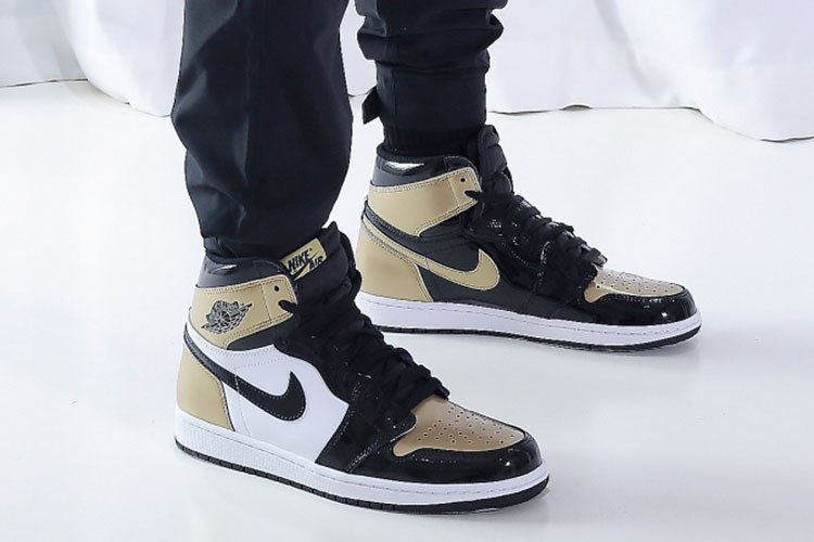 耐克nike【限量款】aj1男款黑金nike air jordan1 og 乔1 脚趾板鞋