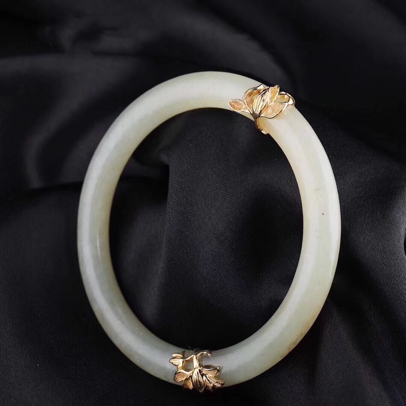zhangs textiles/绣花张 18k金镶嵌清代和田白玉手镯玉镯