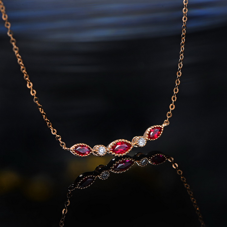 suemomo/苏茉茉 彩宝 18k金钻石红宝石锁骨链 项链 (附鉴定证书)笑脸