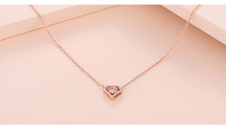 chow tai seng/周大生18k金套链首饰玫瑰金项链彩金双心挂坠k红套链