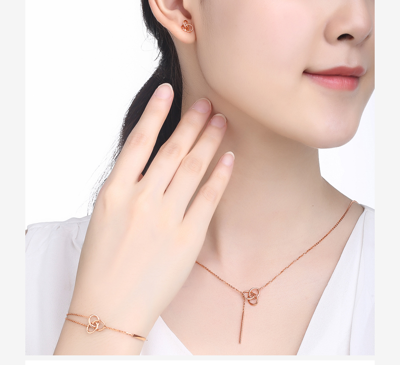 chow tai seng/周大生彩金手链女正品新款玫瑰金圆环圆圈多环手饰双层