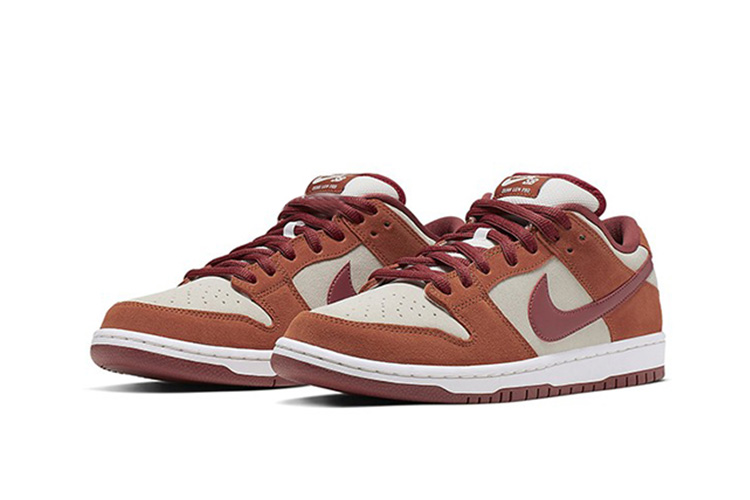 19春夏 情侣款 棕色 红钩 低帮 篮球鞋 nike sb dunk low 篮球鞋 bq