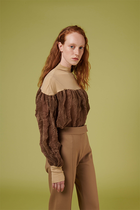 deepmoss/deepmoss 女卫衣 19秋冬 桦茶色皱纱上衣