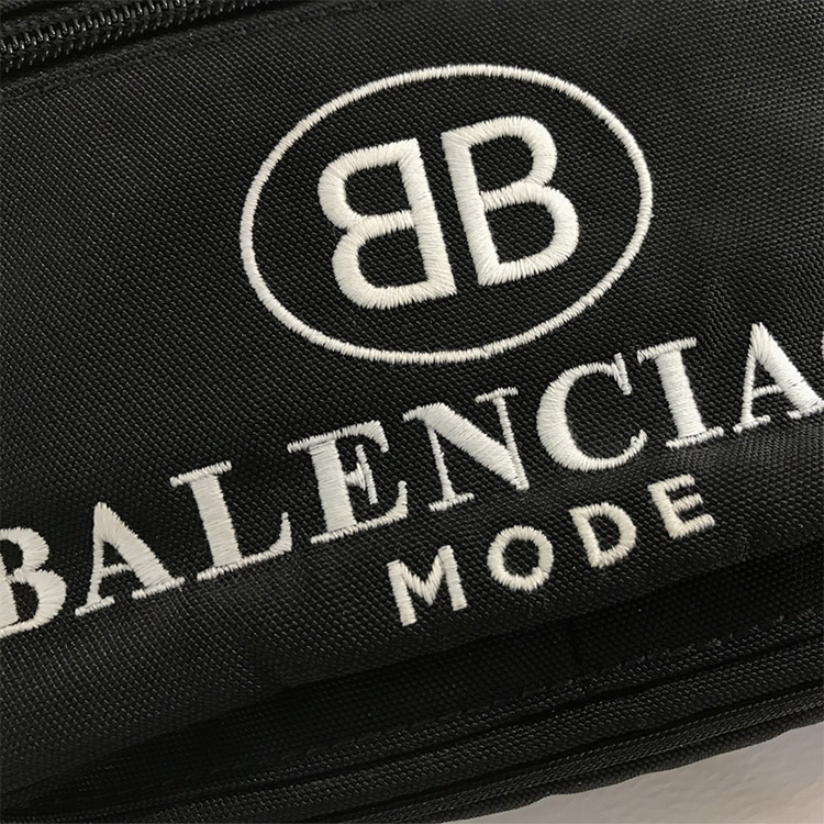 balenciaga/巴黎世家 19年秋冬女士黑色字母腰包 482389-9d0z5-1060