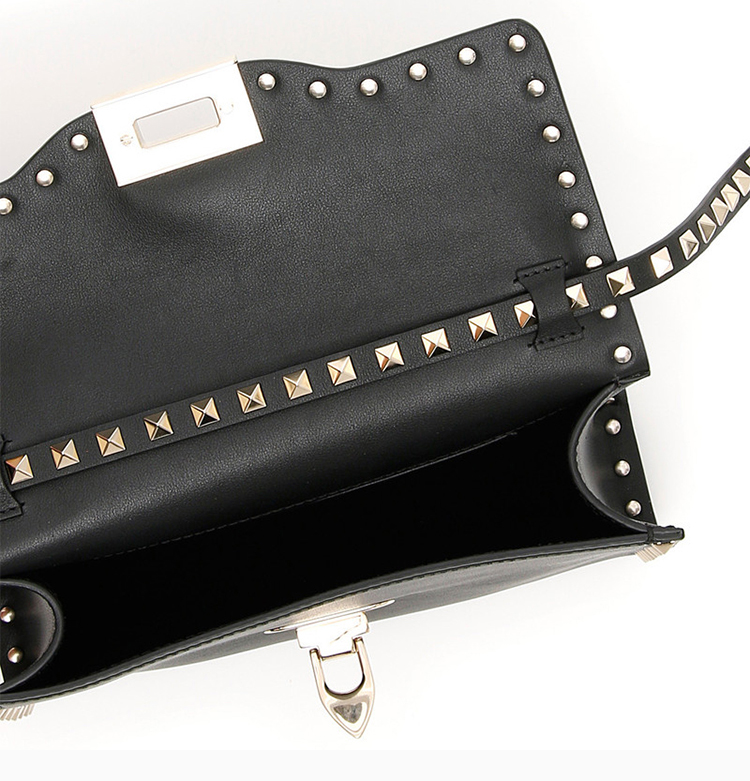 valentino/华伦天奴 20春夏 女士牛皮铆钉设计金扣时尚单肩斜挎包